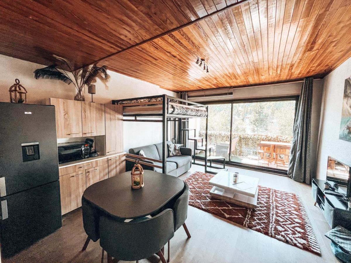 Grand « o Soleil » 4 Pers. 200m Des Pistes. Apartment